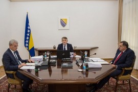 "Predsjedništvo BiH nije pozvalo Trampa i papu Franju u Srebrenicu"