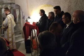 Vojna delegacija Srbije morala da skine uniforme da bi ušla u Crnu Goru