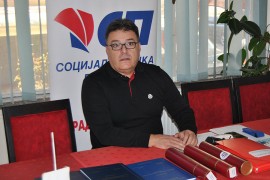 Mijatović: Imam diplomu srednje škole
