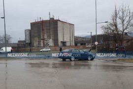 Sudar u Banjaluci, BMW završio u ogradi, povrijeđeni vozači