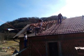 Pokrivena kuća koja se gradi za dječaka Dejana Zorića