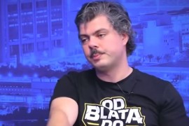 Đus pretukao sestru?