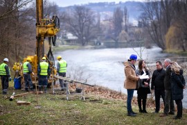 Počela geotehnička ispitivanja za novi most u Docu