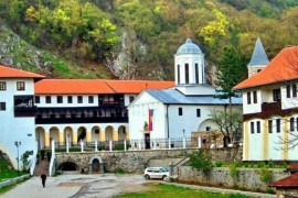 Mitropolija crnogorsko-primorska: Višemilionski dug izmišljen zbog ...