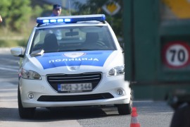 Šestoro ljudi povrijeđeno u sudaru dva vozila
