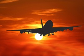 Majka i kćerka pijane izazvale masovnu tuču u avionu