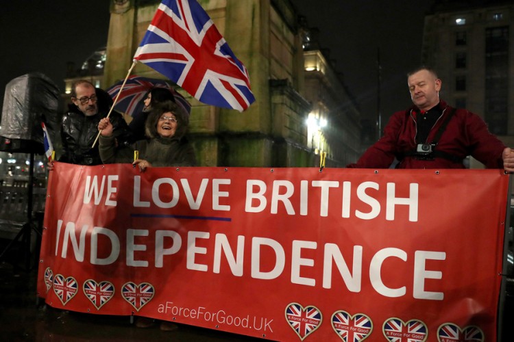 Velika Britanija od ponoći nije članica EU