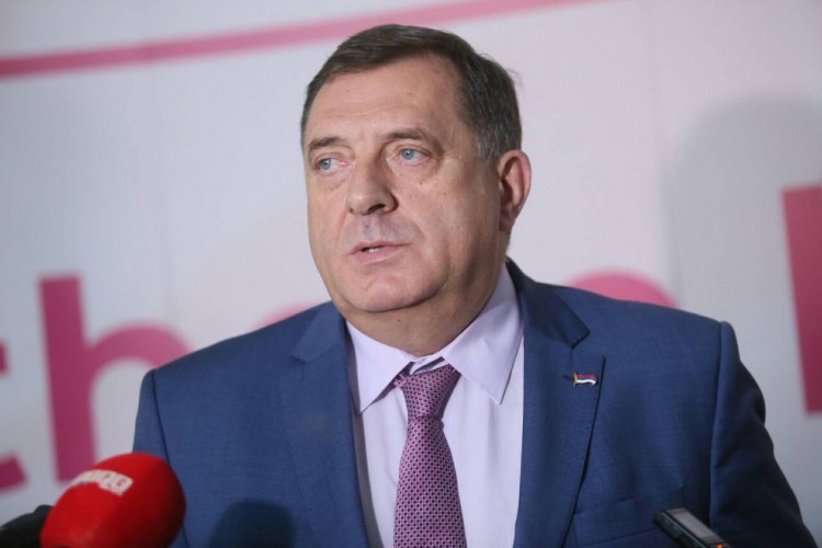 Dodik: Nisam mogao, a volio bih da jesam ukinuo MAP