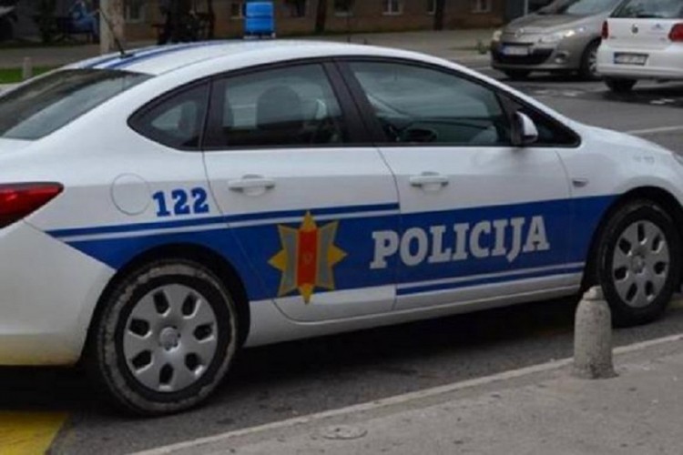 Automobil protojereja Džomića pretresen na granici s Crnom Gorom