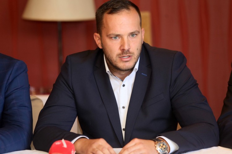 Čeka se Borčeva bomba u Antaliji