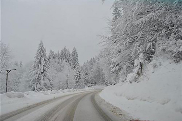 Veći dio Sokoca bez struje zbog snijega i vjetra