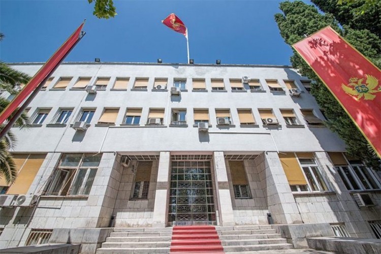 Mediji: Vlada Crne Gore spremna da odloži primjenu zakona