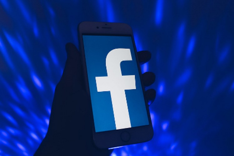 Upoznao ženu na Facebooku, dao joj pristup računima, ona ga pokrala
