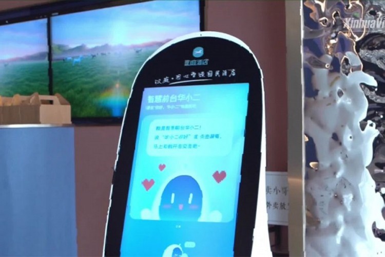 Hotel koristi robota da smanji mogućnost širenja virusa korona