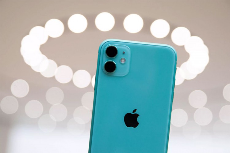 Apple mora da plati 25 miliona evra zbog usporavanja iPhona