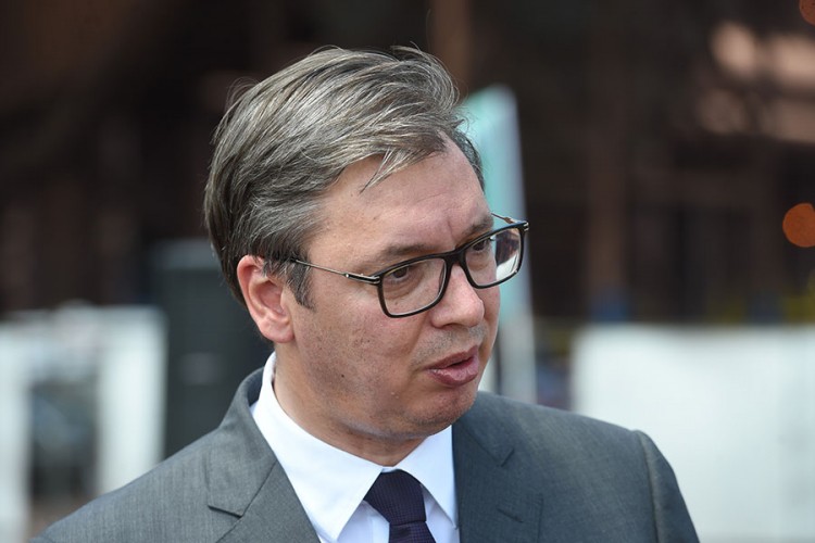 Vučić pozvao predstavnike Srba iz BiH i Crne Gore na sastanak