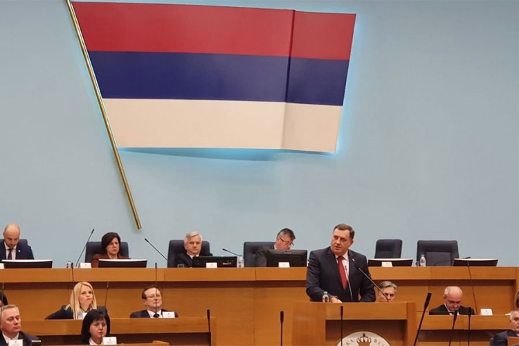 Dodik: Ne predlažem nikakve ludačke stvari, nego realne