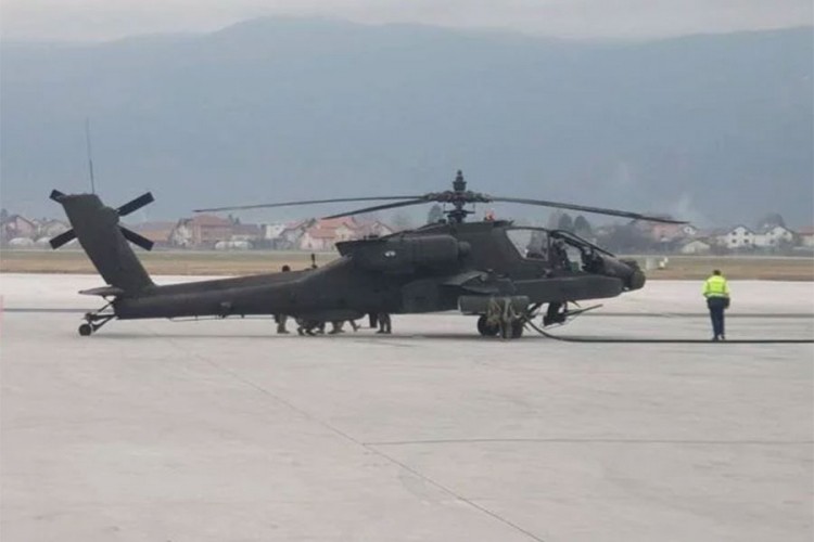"Apači" sletjeli na aerodrom u Sarajevu