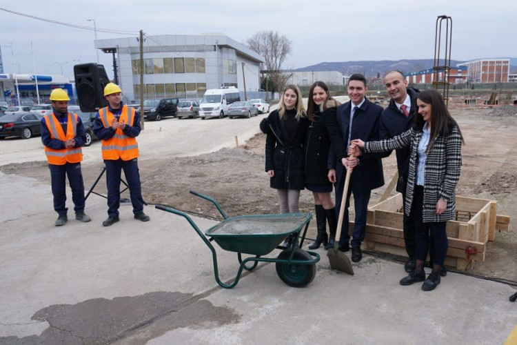 Postavljen kamen temeljac za "Delta planet" u Nišu