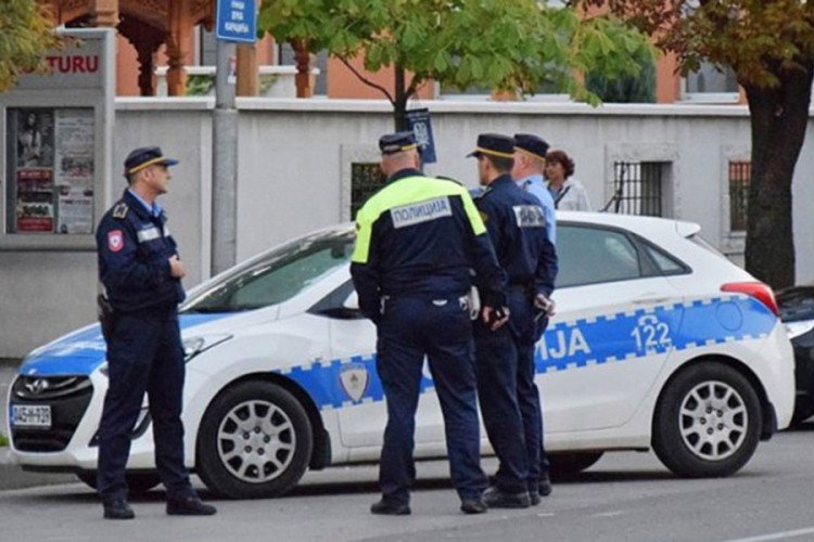 Starac pretučen i zadavljen u kući