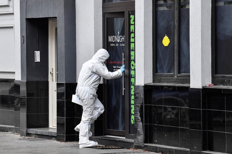 Detalji masakra u Njemačkoj: Kraj ubice ležala mrtva majka