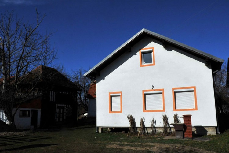 Starca udavio komšija pa ga zaključao u kuću?