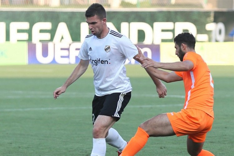 Stojanović zvanično u Čikagu, Čukaričkom 500.000 evra