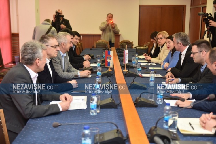 SDS i PDP zajedno izlaze na lokalne izbore