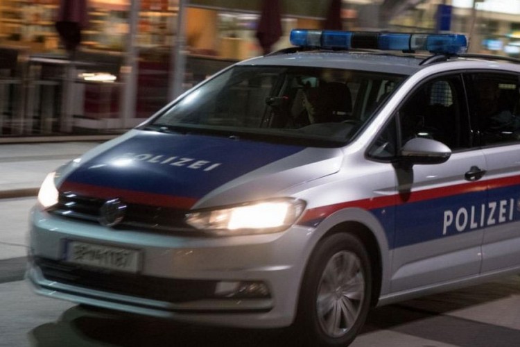 Udavio oca pred očima majke u Austriji