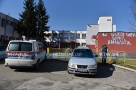Đaci iz odjeljenja u kojem je zaraženi dječak iz Banjaluke u ...