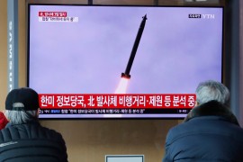 Sjeverna Koreja ispalila tri projektila