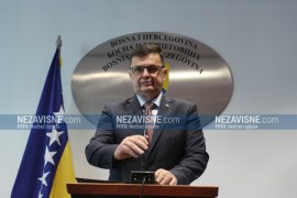 Tegeltija: Svi koji uđu u BiH biće u šatorskim naseljima, bez ...
