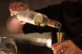 "Liječili se" od virusa: Masovno trovanje alkoholom u Iranu