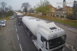Velike kolone teretnih vozila na GP Gradiška