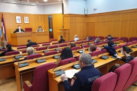 Ćurić: Svi koji uđu iz drugih zemalja idu u karantin