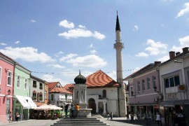 U Tuzlanskom kantonu produženo radno vrijeme trgovina i apoteka