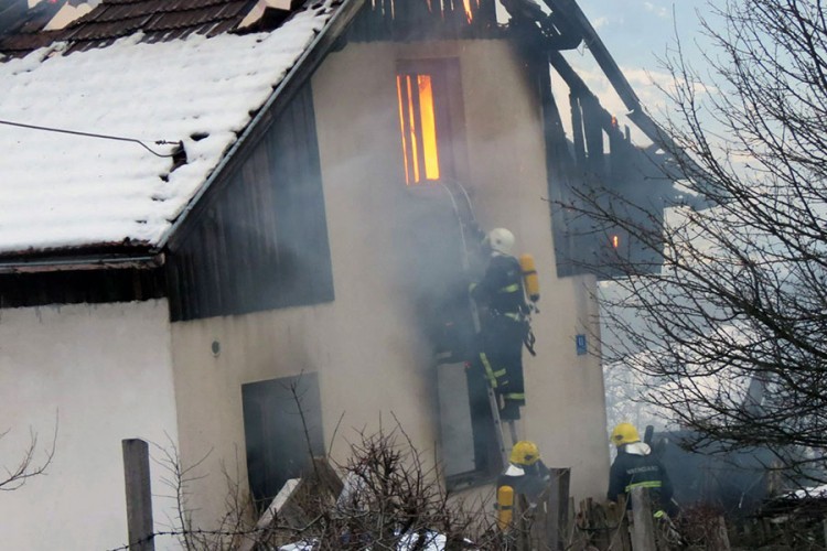 Nakon uviđaja biće poznati uzroci požara i smrti žene