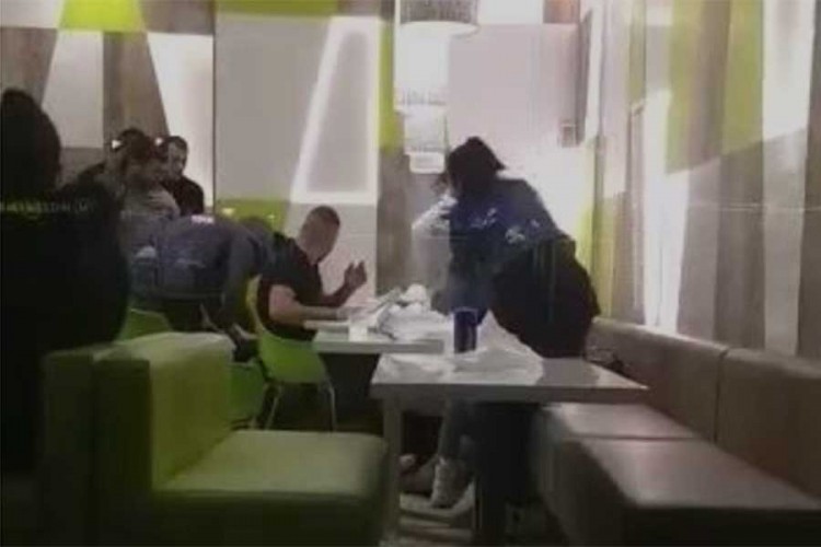 Pogledajte tuču djevojaka u pekari u Požarevcu