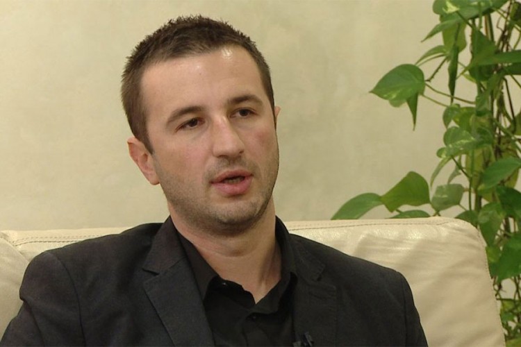 Semir Efendić na saslušanju u policiji