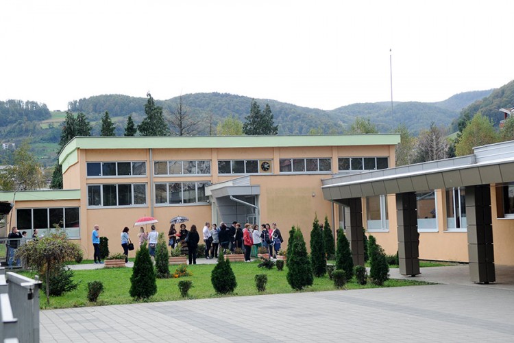 Direktorica OŠ "Branko Radičević" podnijela neopozivu ostavku