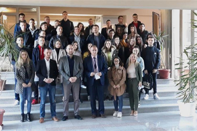 Potpisani ugovori sa 115 stipendista