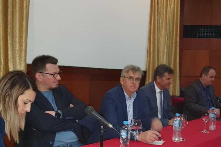 Poslodavci: Vlasti u FBiH da prestanu pričati i krenu s reformama