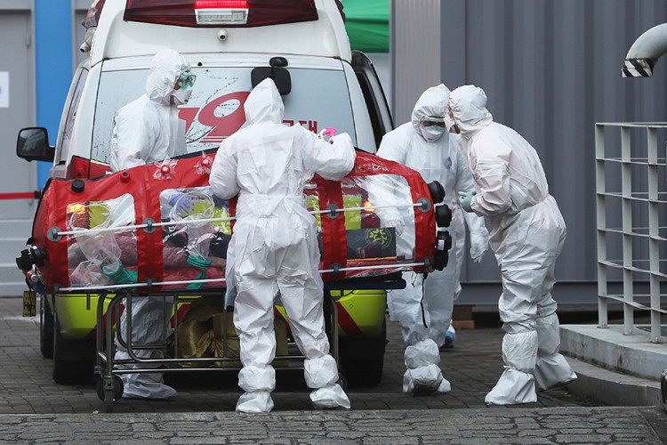 Muškarac namjerno širio virus korona