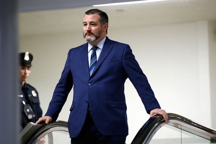 Senator Kruz u karantinu jer se rukovao s zaraženom osobom