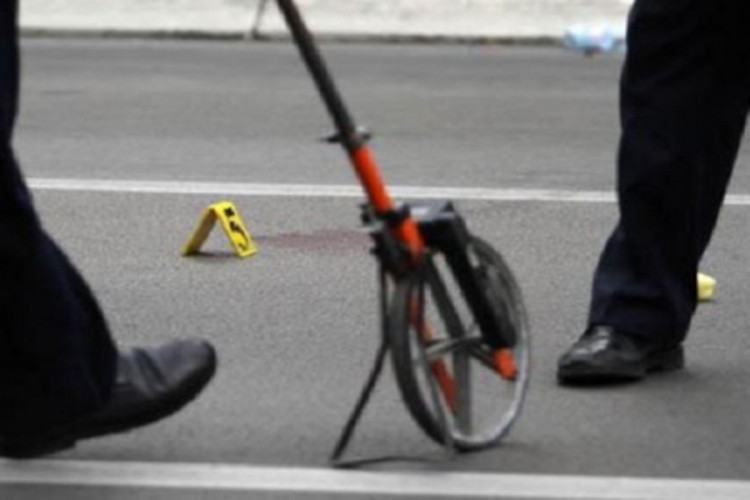 Predao se osamnaestogodišnjak osumnjičen da je pregazio ženu u Vitezu