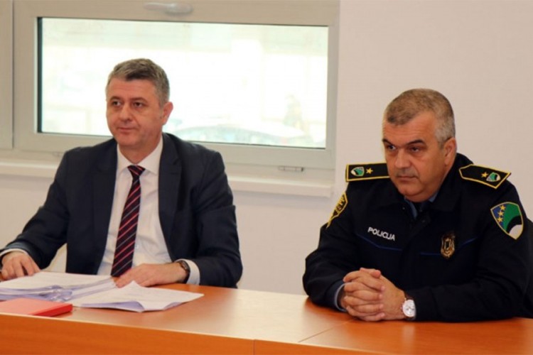 Sud u Tuzli naložio obustavu izbora novog direktora Uprave policije