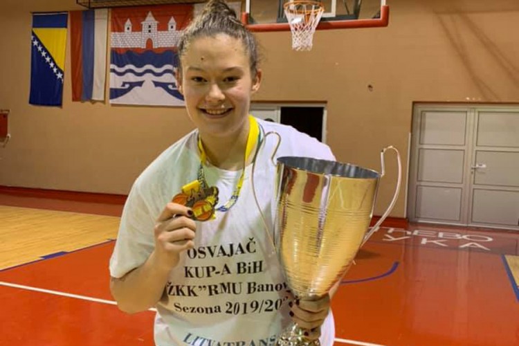 Milica Zeljković: A sada i po drugu krunu