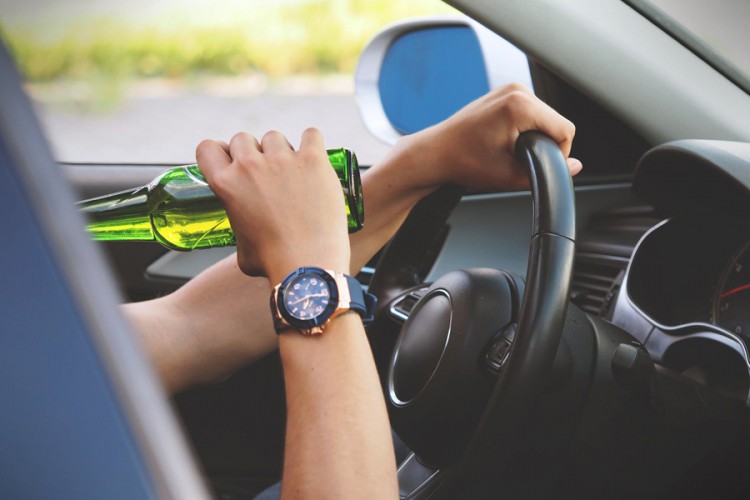 Vozio sa 4,39 promila alkohola, izazvao udes pa pobjegao