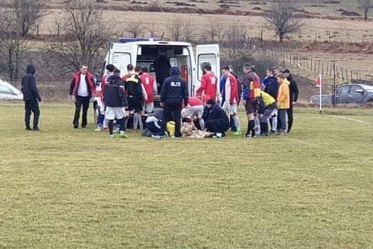 Drama u Kneževu: Golmanu Progresa spasavali život na terenu