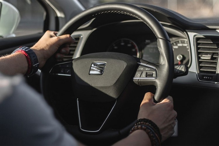 "Seat" razmatra privremeno otpuštanje radnika zbog virusa